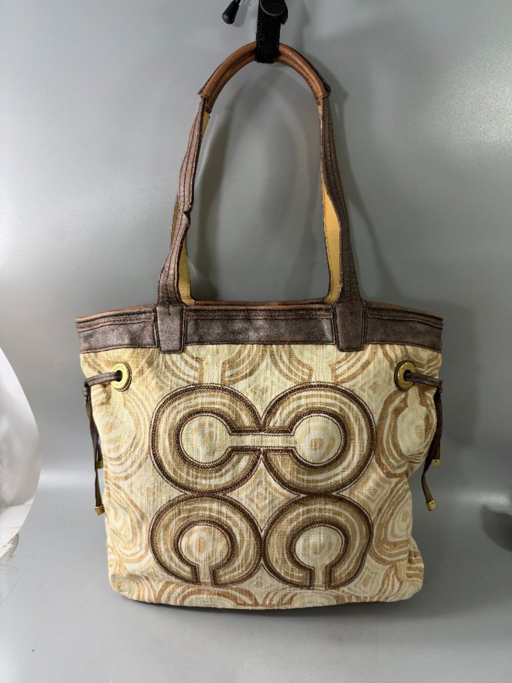 Authentic Vintage Coach #17044 Audrey Op Art Swirl Leigh Slim Tote Bag